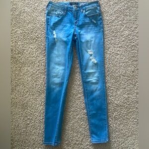 Aeropostale jegging jeans with rips size 2